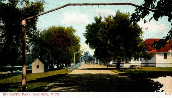 Riverside Park - Old Post Card View (newer photo)